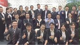 上海融腾金融集团高端商务礼仪培训圆满结束